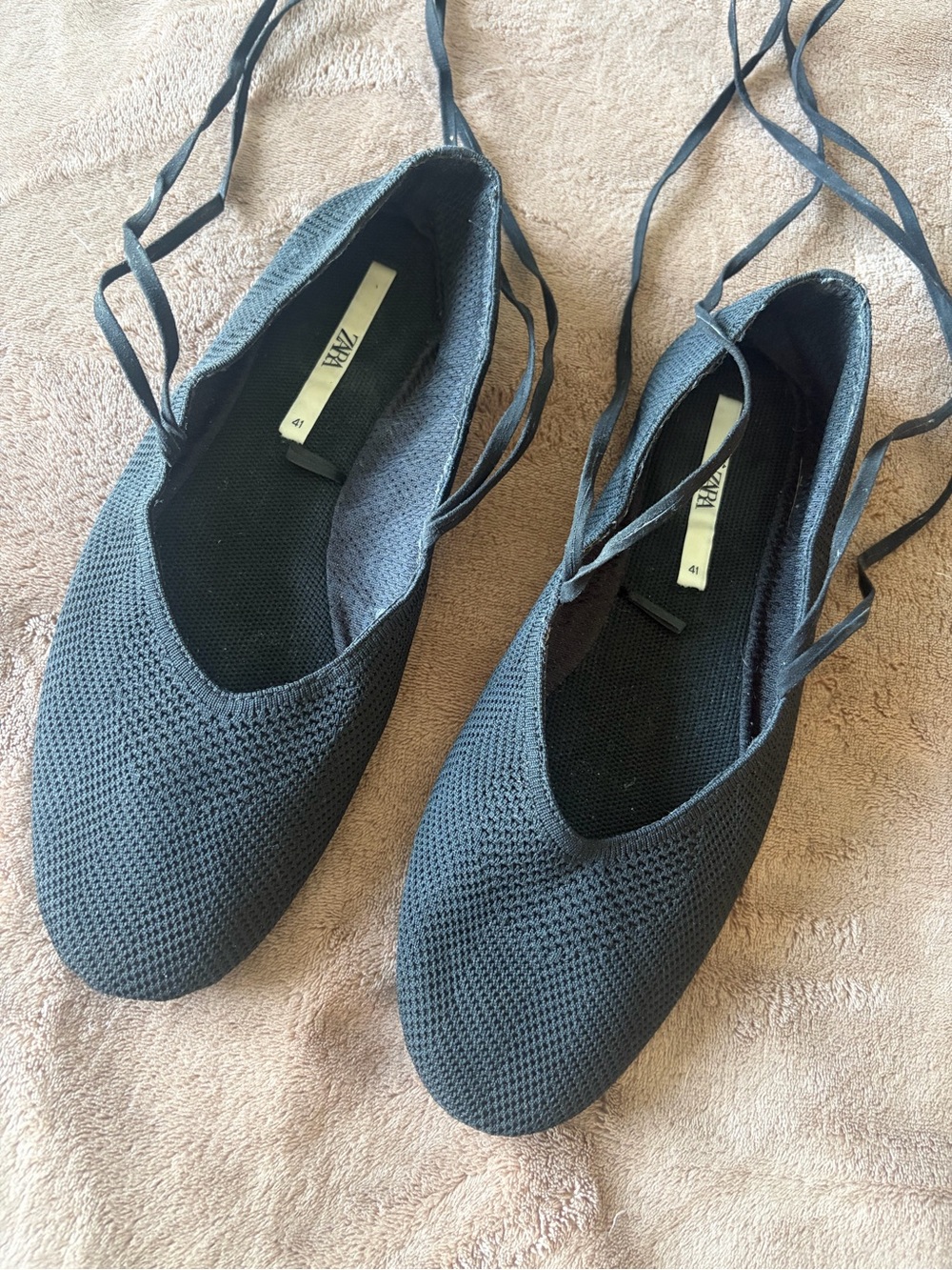 ZARA Black Knit Wrap-Around Ballet Flats